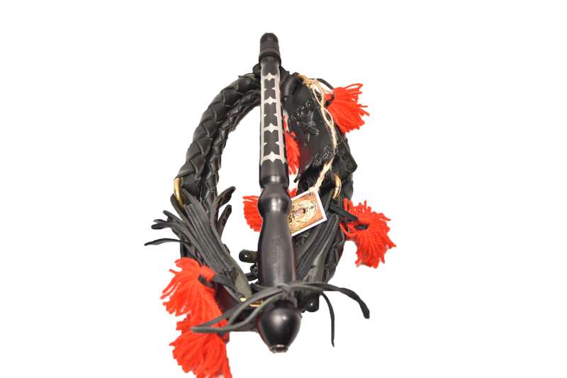 Bič-bačovský-čierny-cín-striebro-1 Bič-bačovský-čierny-cín-striebro-1