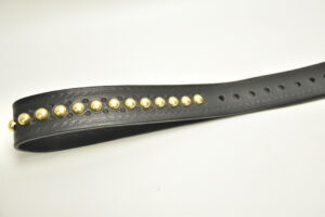 Opasok exkluzív s drevenou prackou, obvod pásu: 75-115cm, zdobenie: hĺbková ražba + kov. ozdoby, farba: čierna – Obrázok 4