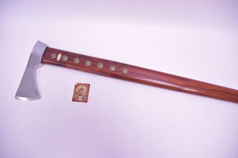 Zbojnícka-valaška-útočná-hnedá-brxa-3